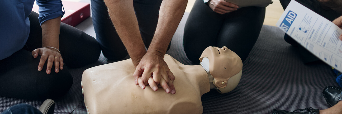 Saint-Laurent Rapid Antigen COVID Screening, Blood Testing Service and Basic Life Support Certification Courses